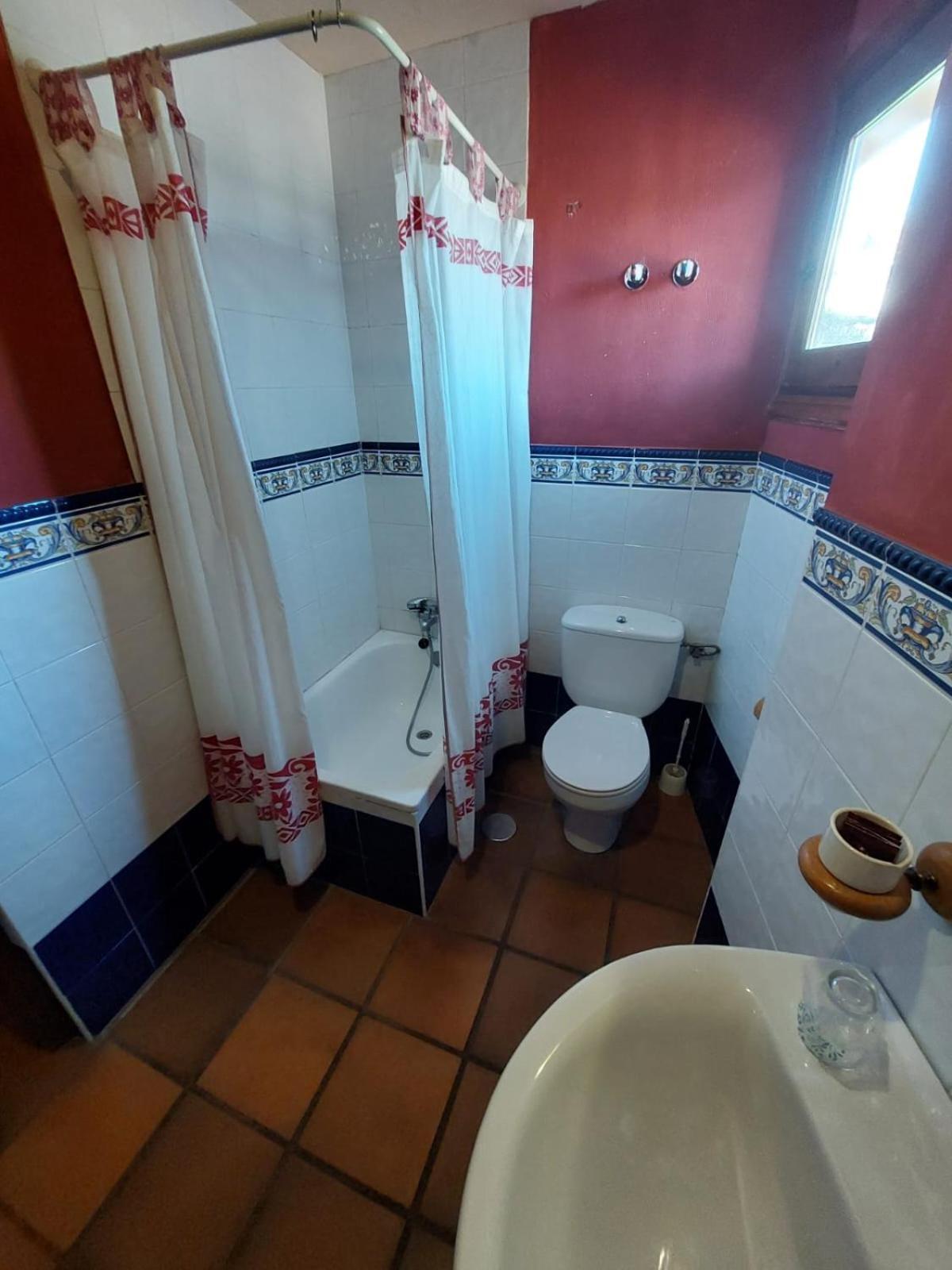 Hostal Restaurante Villa De Sepúlveda Exteriör bild